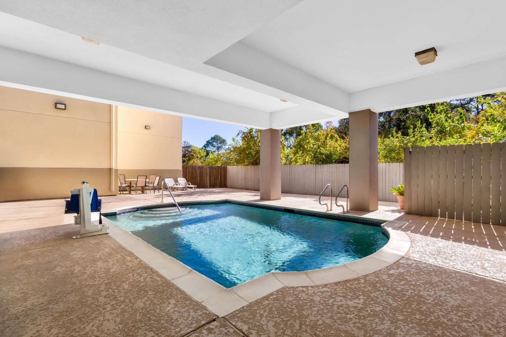 Sonesta Essential Iah Airport Jfk Boulevard - Newly Renovated Houston Eksteriør billede