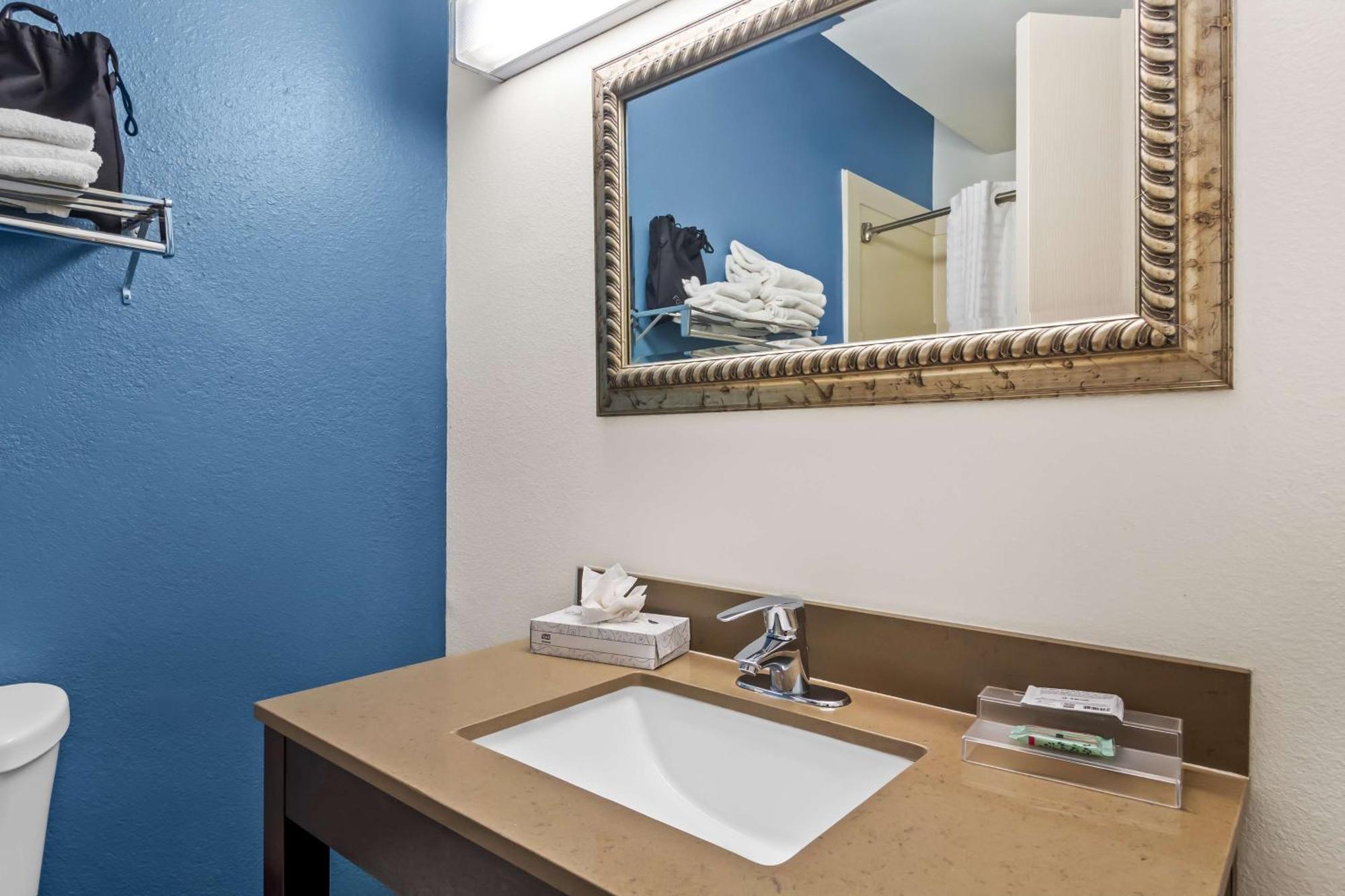 Sonesta Essential Iah Airport Jfk Boulevard - Newly Renovated Houston Eksteriør billede